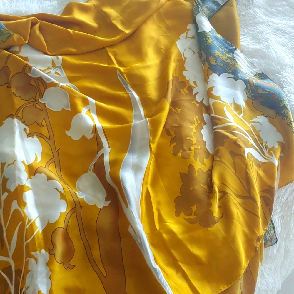 Silk scarf